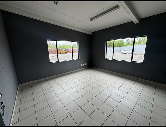 384M² WAREHOUSE TO LET IN PRETORIA INDUSTRIAL